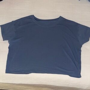 Lululemon Ultralight Waist-Length T-Shirt - Oasis Blue - Size 8